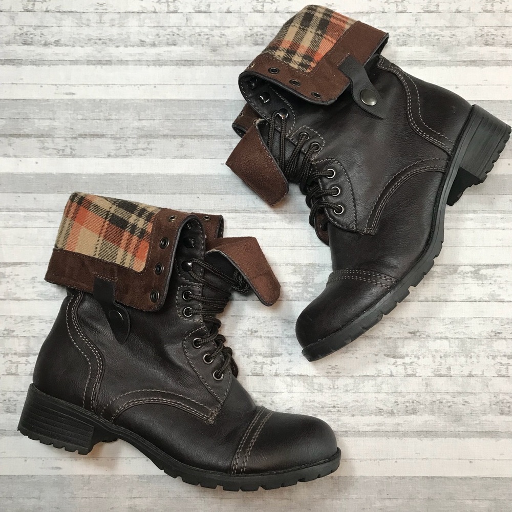 Lace Up Fold Over Combat Boots size 7 1/2